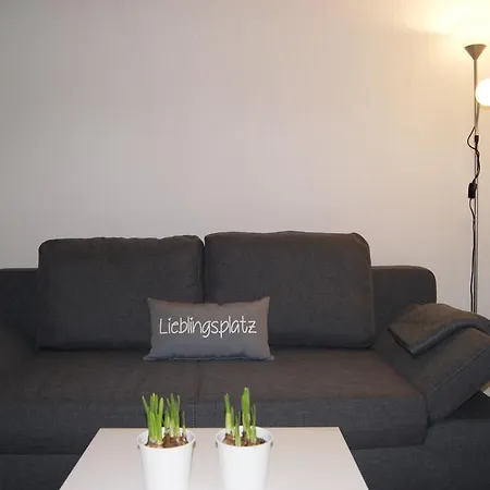 Flora Apartman